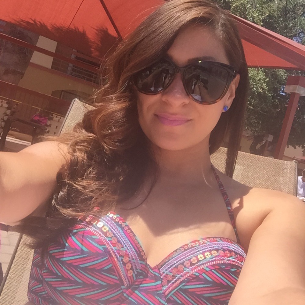 Meet your Posher, Maribel